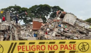 De la Espriella rebaja a 289 los muertos por el terremoto en Colombia