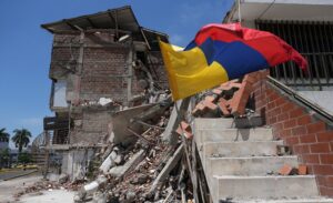 Colombia eleva a 319 el número de fallecidos por el terremoto