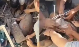 Rescatan con vida a madre y a su bebé en Cali tras el terremoto