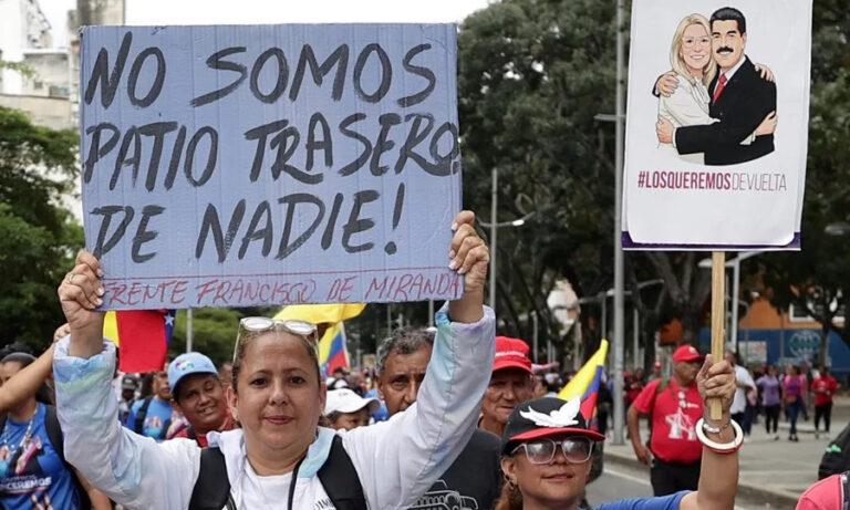 Chavistas protestan contra diálogo con la oposición impulsado por EE. UU.