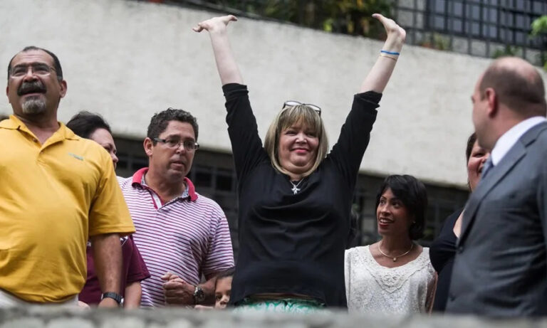 Otorgan libertad plena a María Lourdes Afiuni tras 16 años de persecución