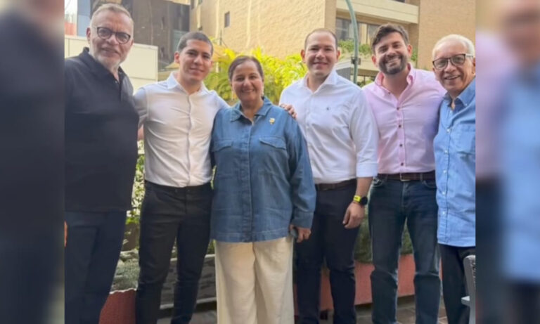 Delegación de la AN 2015 se reúne con el tiktokero Kilómetrico y  el activista Jesús González