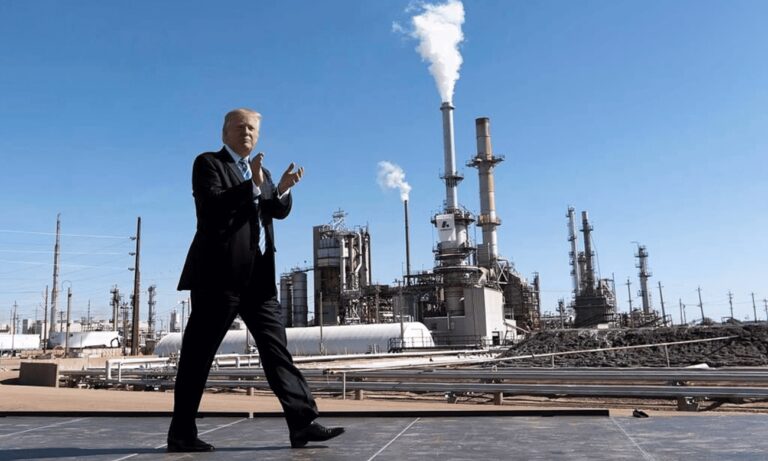 Trump dice que el acuerdo petrolero es “un regalo de Venezuela a EE. UU.”
