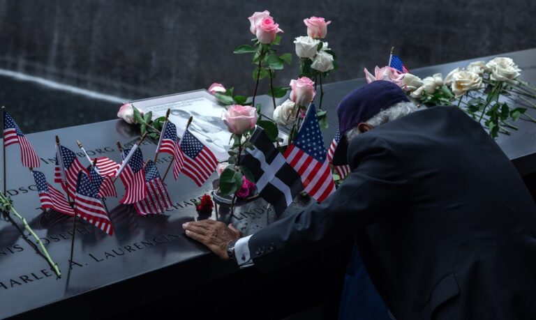 Revelan que la CIA advirtió a la Casa Blanca que Al Qaeda planeaba ataques con aviones años antes del 11S