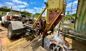 Gobernación entrega equipos para mejorar el suministro de agua en Baralt