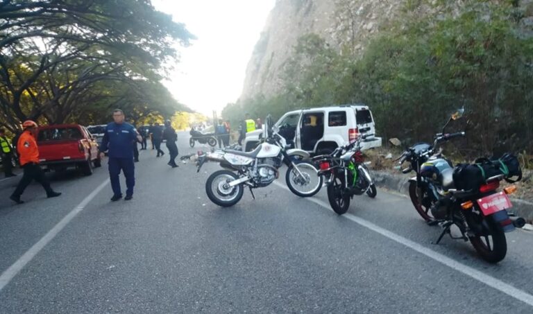 Tres muertos y un herido deja accidente de tránsito en Ejido