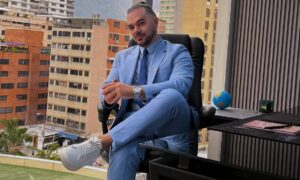Condenan a 9 años de prisión al animador Anthony Texeira por violencia y extorsión