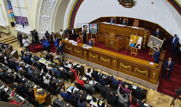 Delcy Rodríguez pide a la AN reformar “con urgencia” la criticada Ley contra el Odio