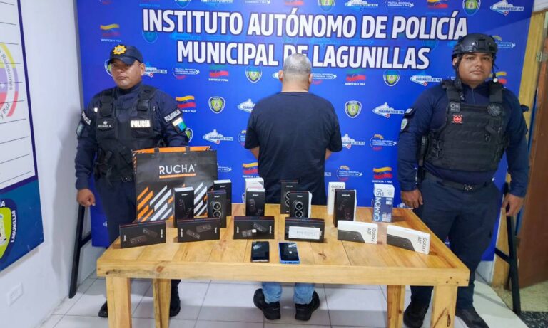 Empleado de una tienda por departamentos hurta 16 celulares en Ciudad Ojeda