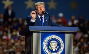 Trump ofrece $5.000 a cada ciudadano si los republicanos ganan elecciones en noviembre