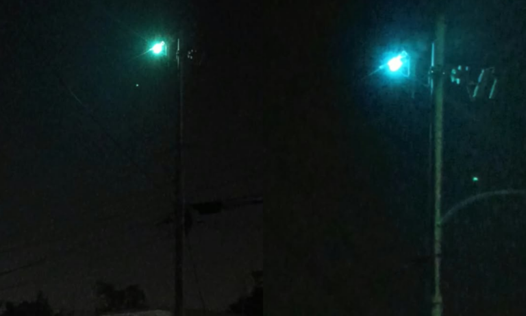 Vecinos de Panamericano permanecen sin luz tras chispazos en un poste