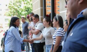 Entregan 151 viviendas a familias damnificadas por el doble terremoto