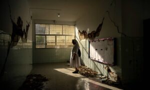 Poca asistencia de alumnos marca el inicio del año escolar en La Guaira