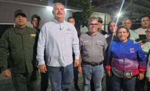 Gobernación y Vicepresidencia de Servicios despliegan Bricomiles para adecuar 50 escuelas en el Zulia