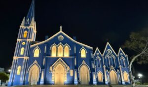 Gobernación realza belleza de la iglesia Santa Bárbara y el Paseo Ciencias