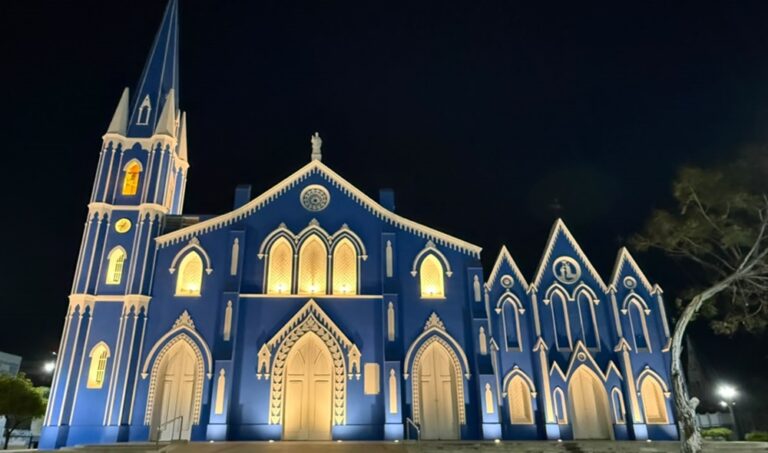 Gobernación realza belleza de la iglesia Santa Bárbara y el Paseo Ciencias