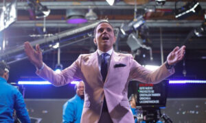 Henrys Silva estrena su nuevo programa “Con Silva de noche” en VTV