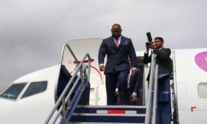Canciller de Trinidad y Tobago llega al país para cumplir agenda energética