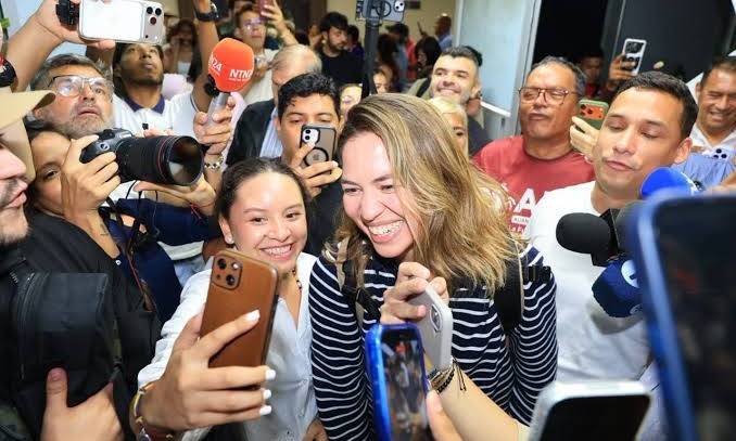 Regresa al país Claudia Macero, la jefa de comunicaciones de Machado