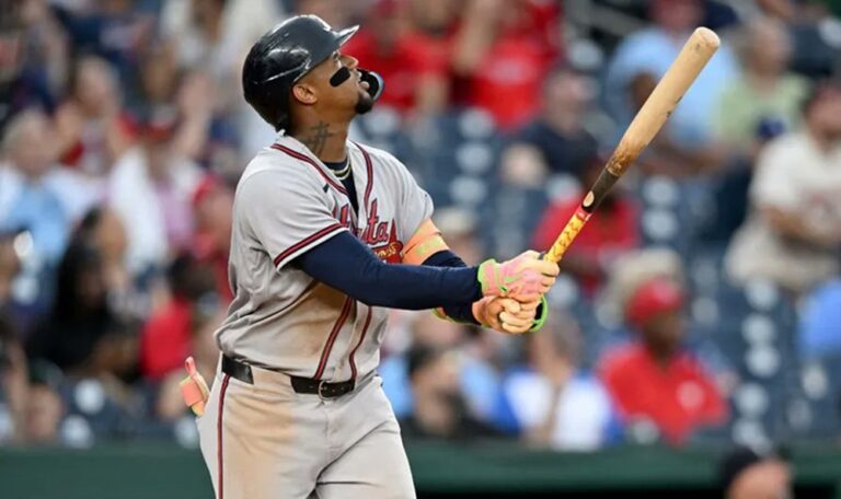 Ronald Acuña Jr. es el más rápido en llegar a 200 jonrones y 200 bases robadas en la MLB