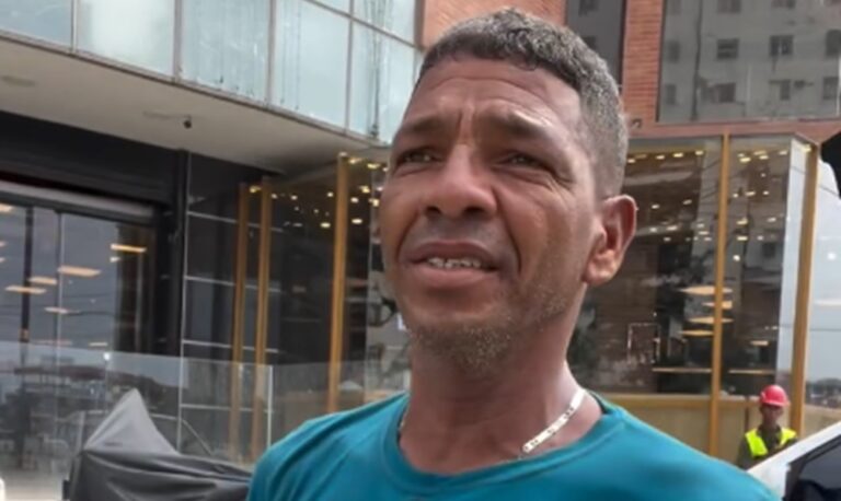 Pierde a 34 familiares en La Guaira: “el Señor me ha dado las fuerzas para seguir luchando”