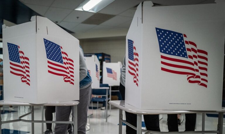 Tribunal Supremo permite al gobierno de Trump aplicar un sistema de control de votantes