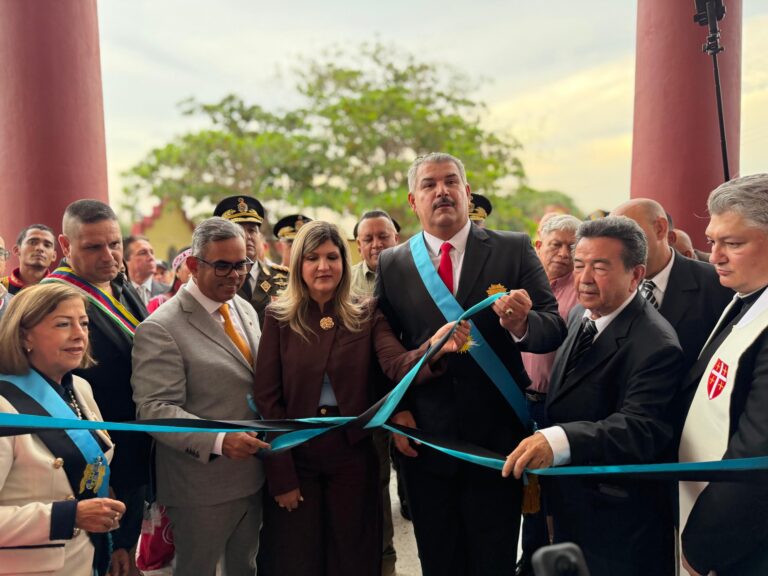 Gobernador rinde honores a Rafael Urdaneta con la reapertura de su museo histórico