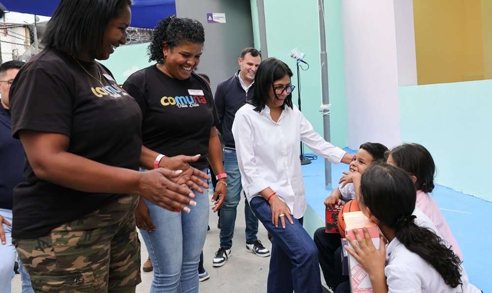 Delcy Rodríguez a su regreso del Foro de la FAO: Venezuela está cerca del hambre cero