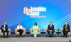 Delcy Rodríguez anuncia reforma legal para permitir inversión privada en el SEN