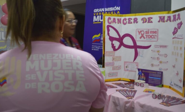 Inicia el mes rosa con jornadas de atención a las mujeres en la Maternidad Castillo Plaza