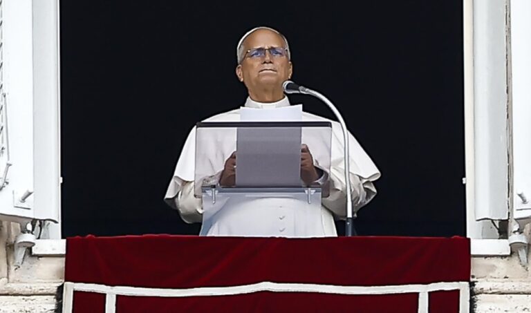 León XIV sigue su recuperación en el Vaticano y presidirá el miércoles la audiencia general