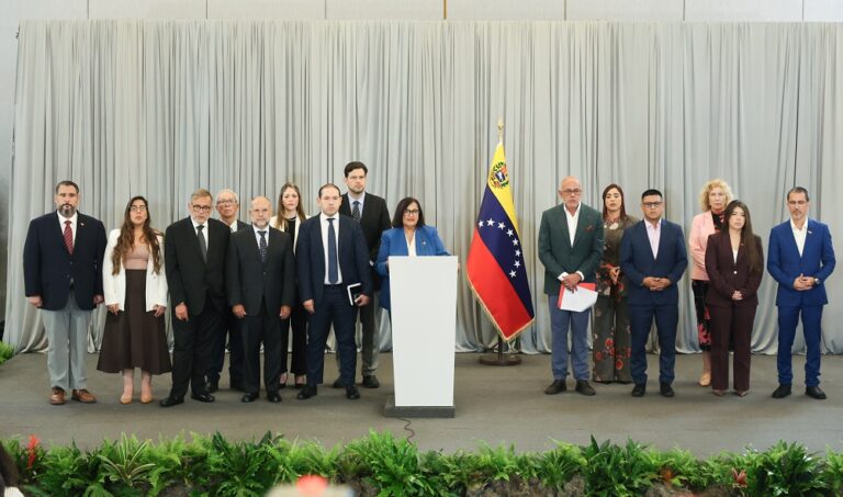 EE. UU. destaca avances en el diálogo y cifra en más de 1.000 los presos políticos liberados