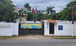 Reabre el Consulado de Dominicana en Caracas tras más de 2 años cerrado