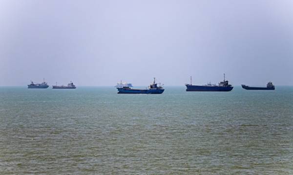 Reuters: EE. UU. evalúa suavizar sanciones a buques de “flota fantasma” vinculados a Venezuela, Rusia e Irán