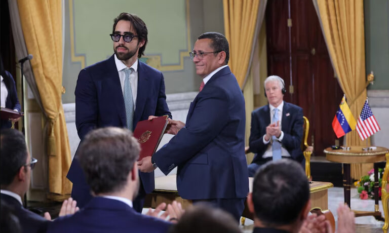 Bloomberg: Venezolano de 28 años logra adjudicarse un bloque petrolero de Pdvsa