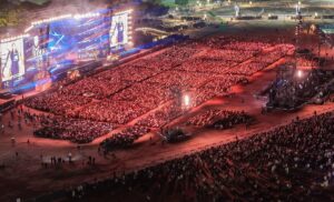 Unas 50.000 personas se reúnen en Tel Aviv para la ceremonia en recuerdo del 7 de octubre
