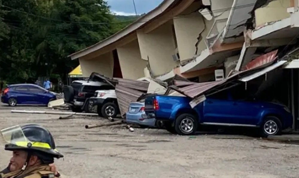 Reportan estructuras colapsadas en la ciudad panameña de Penonomé tras el sismo de 7.7