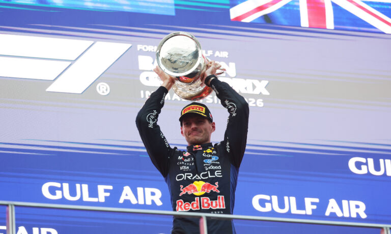Verstappen logra en Malasia su primera victoria del año en la F1